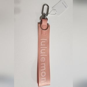 NWT Lularoe Never Lost Keychain